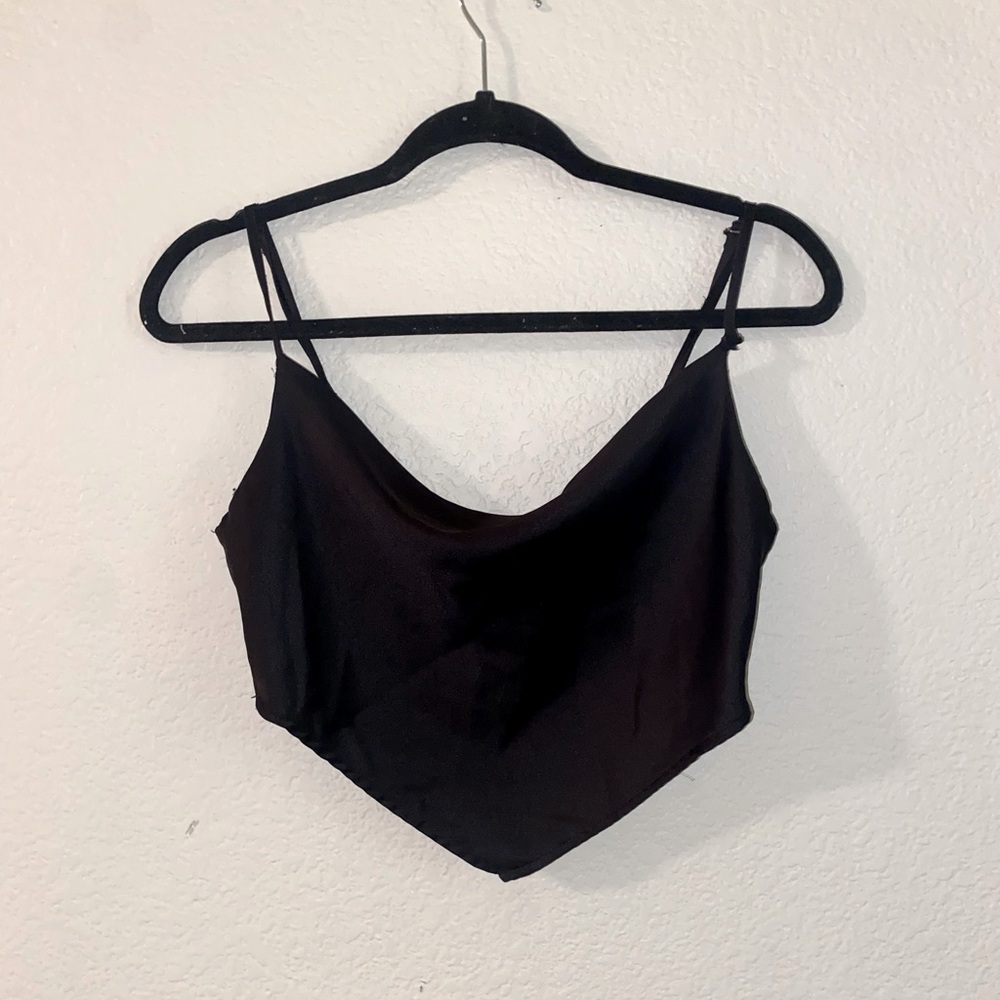 I am selling a forever 21 cowl crop top color is black it is a satin fabric